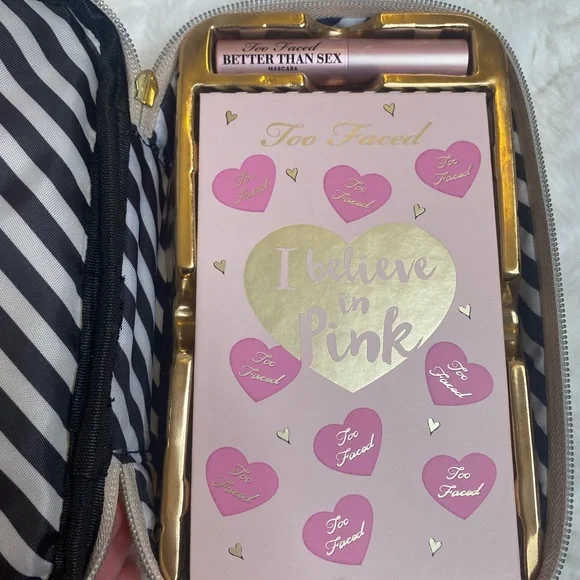 Too Faced Limited edition “i have way more makeup at home”